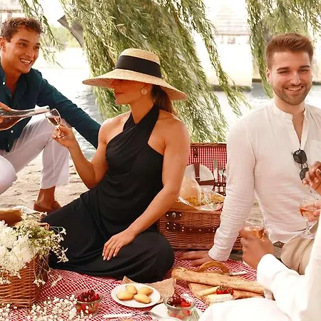 Du Louvre, In The Unbound Collection By Hyatt Parigi