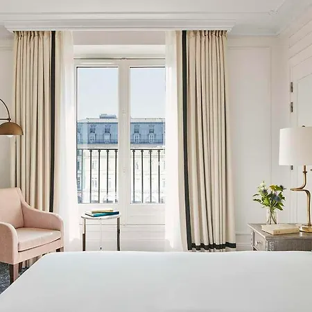 Du Louvre, In The Unbound Collection By Hyatt