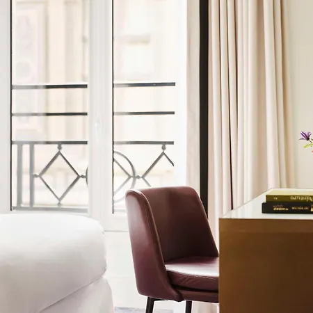 Du Louvre, In The Unbound Collection By Hyatt
